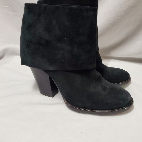 Vince Camuto suede booties size 6.5 - Picture 1 of 12
